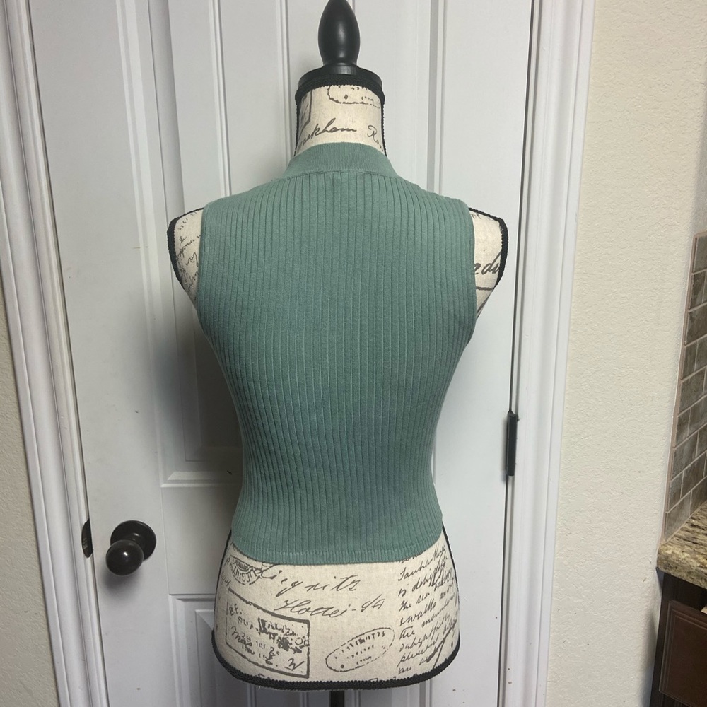 Ribbed Lulu’s Basic Sweater Top - image 2